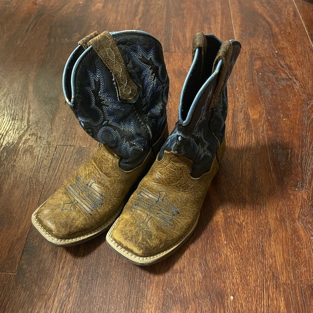 Ariat Size 12 Boys Boots